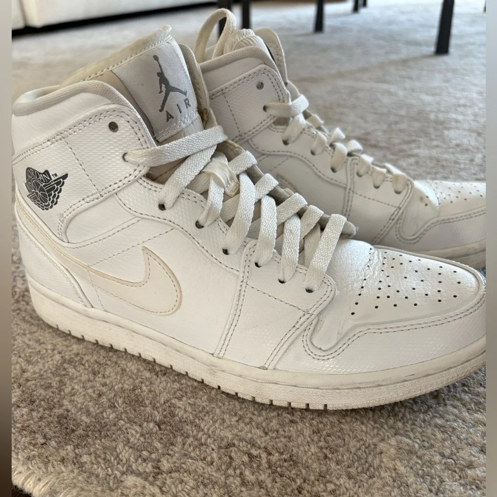 Jordan White Sneakers‎